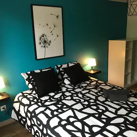 Pause Nature Sorbais: De Groupe With Pool, Spa, And 8 En-suite Sorbais