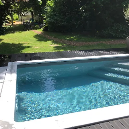 Pause Nature Sorbais: De Groupe With Pool, Spa, And 8 En-suite