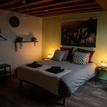 Pause Nature Sorbais: De Groupe With Pool, Spa, And 8 En-suite Holiday home