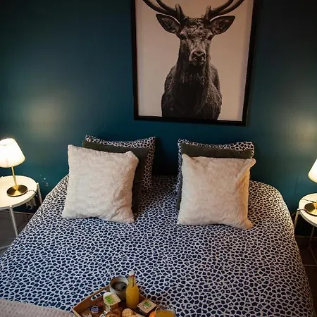 Pause Nature Sorbais: De Groupe With Pool, Spa, And 8 En-suite Sorbais